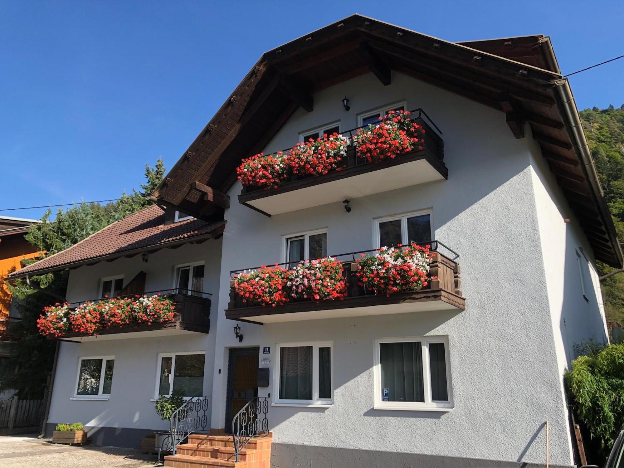 Appartement Kuhglocken Ferienhaus Fuenf Sinne 多布里亚赫 外观 照片