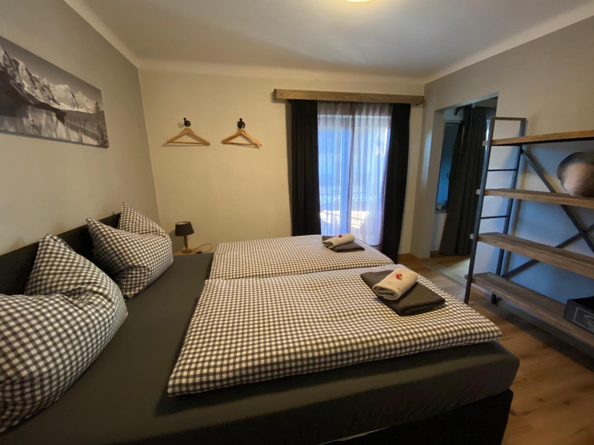 Appartement Kuhglocken Ferienhaus Fuenf Sinne 多布里亚赫 外观 照片